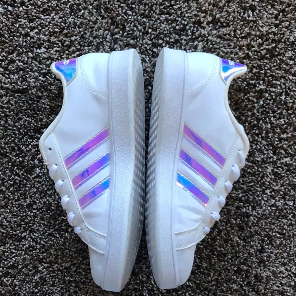 ADIDAS Grand Court Iridescent stripe women’s size 7 (kids size 5)